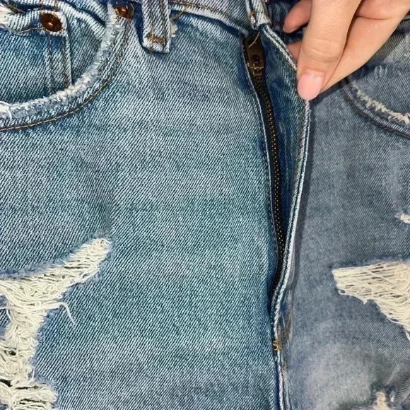 ABERCROMBIE High Rise Mom Short SIZE 26 - Picture 4 of 11